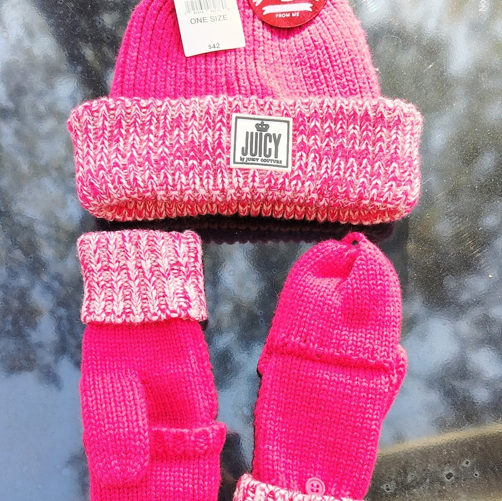JUICY COUTURE NWT CUFF TOBOGGAN & FINGERLESS GLOVES/MITTENS NWT